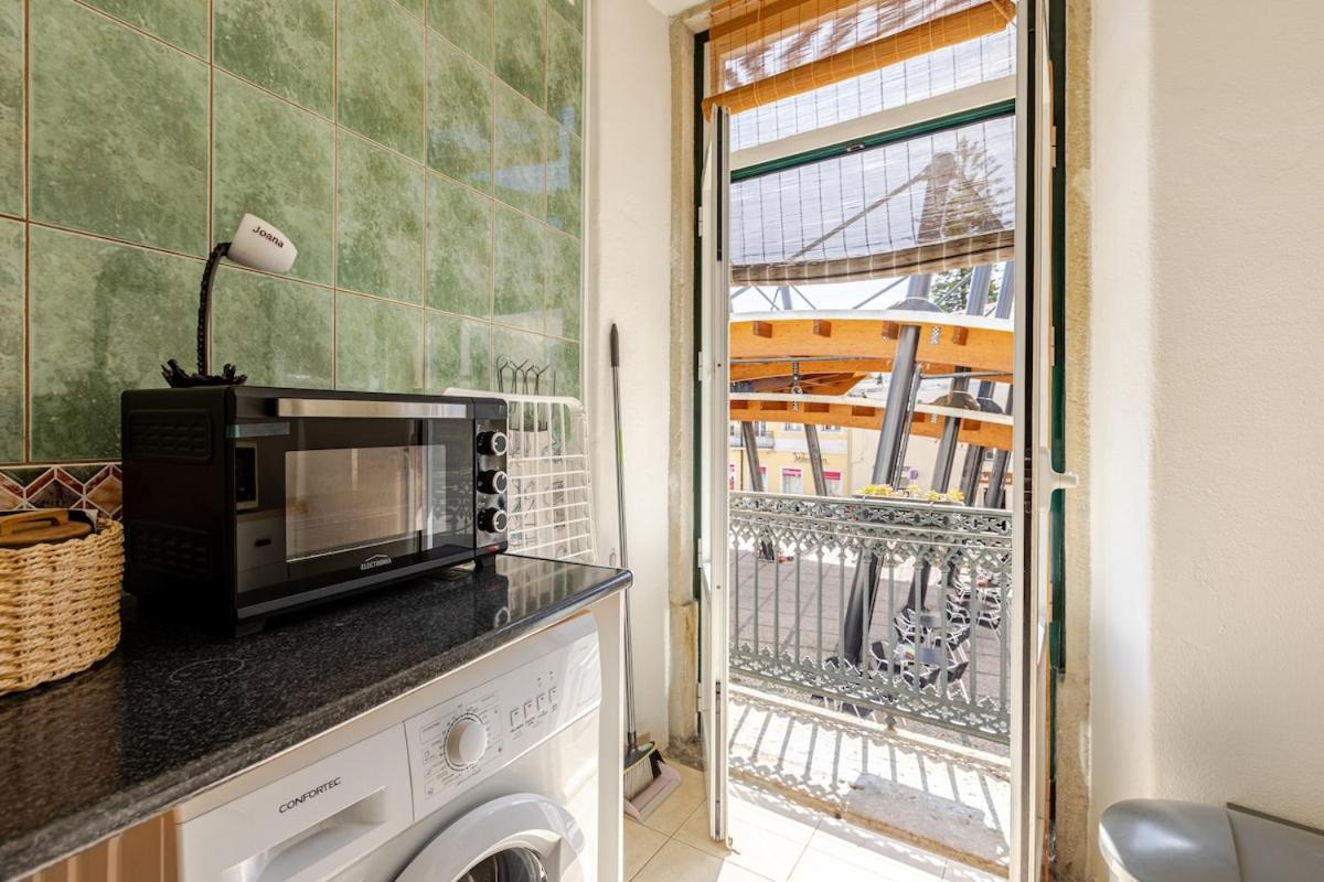 Appartement #duplexdubocage Com Vista Lateral A Praça