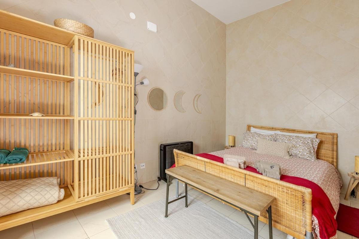 Appartement #duplexdubocage Com Vista Lateral A Praça *